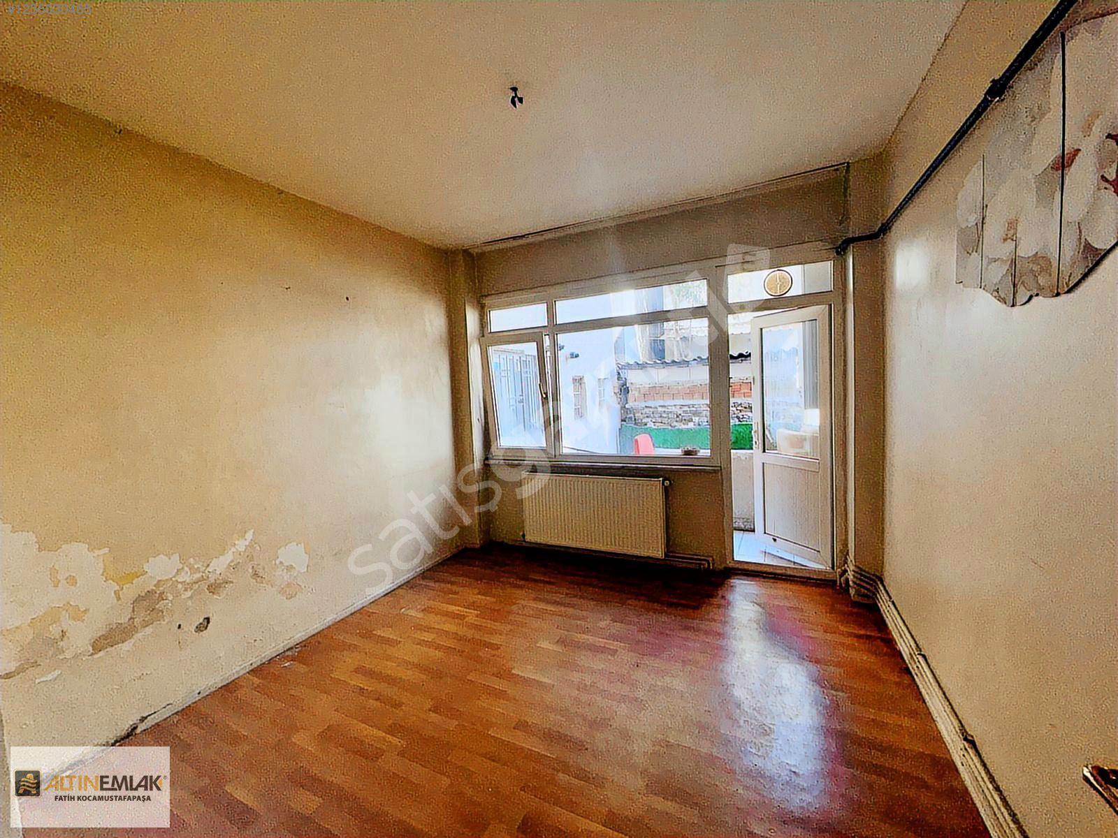 ALTIN EMLAK'TAN MERHABA CADDESİNDE BALKONLU 1+1 SATILIK DAİRE