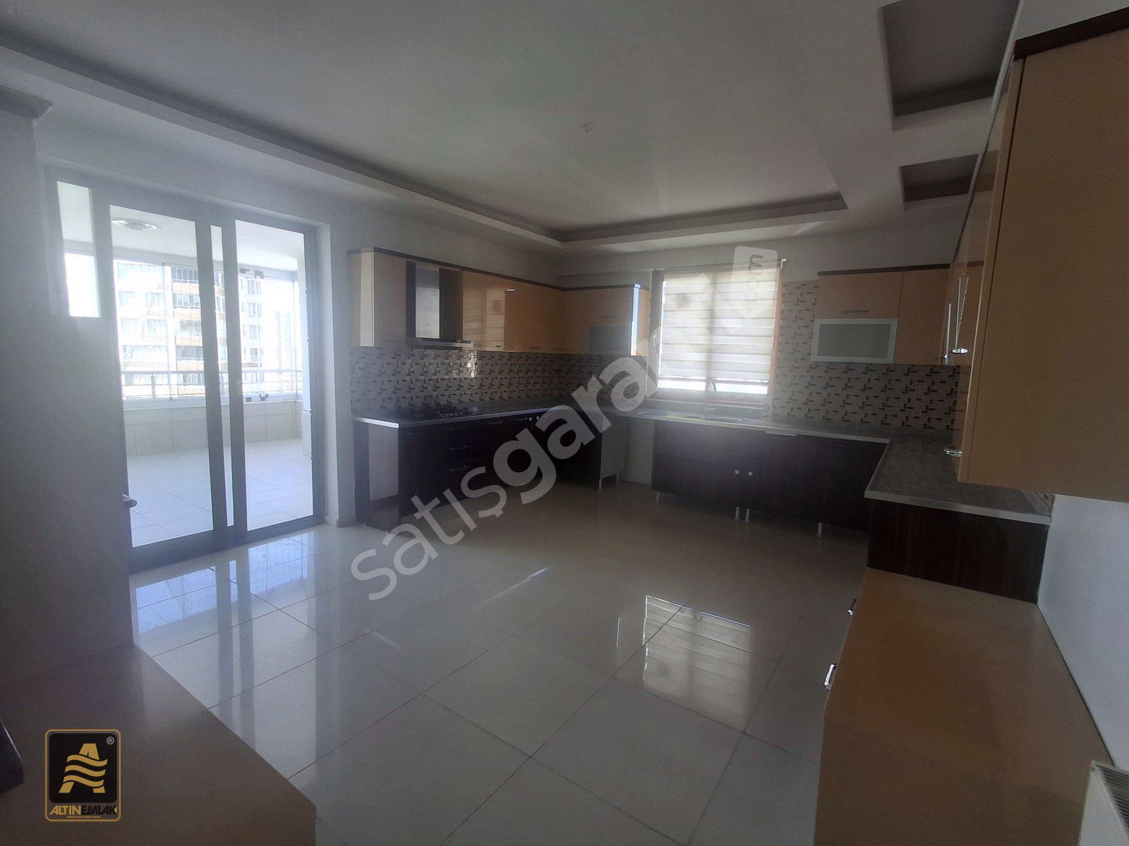 DİYARBAKIR KAYAPINAR FIRAT MAHALLESİNDE KİRALIK 4+1 DAİRE