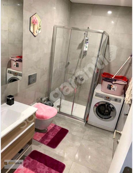 AVRUPARK HAYAT *1+1*BOŞ*BALKONLU SATILIK DAİRE