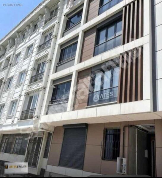 BAHÇEŞEHİR 2.KISIM YANINDA SATILIK 2+1*2 BANYOLU*KAPALI MUTFAK