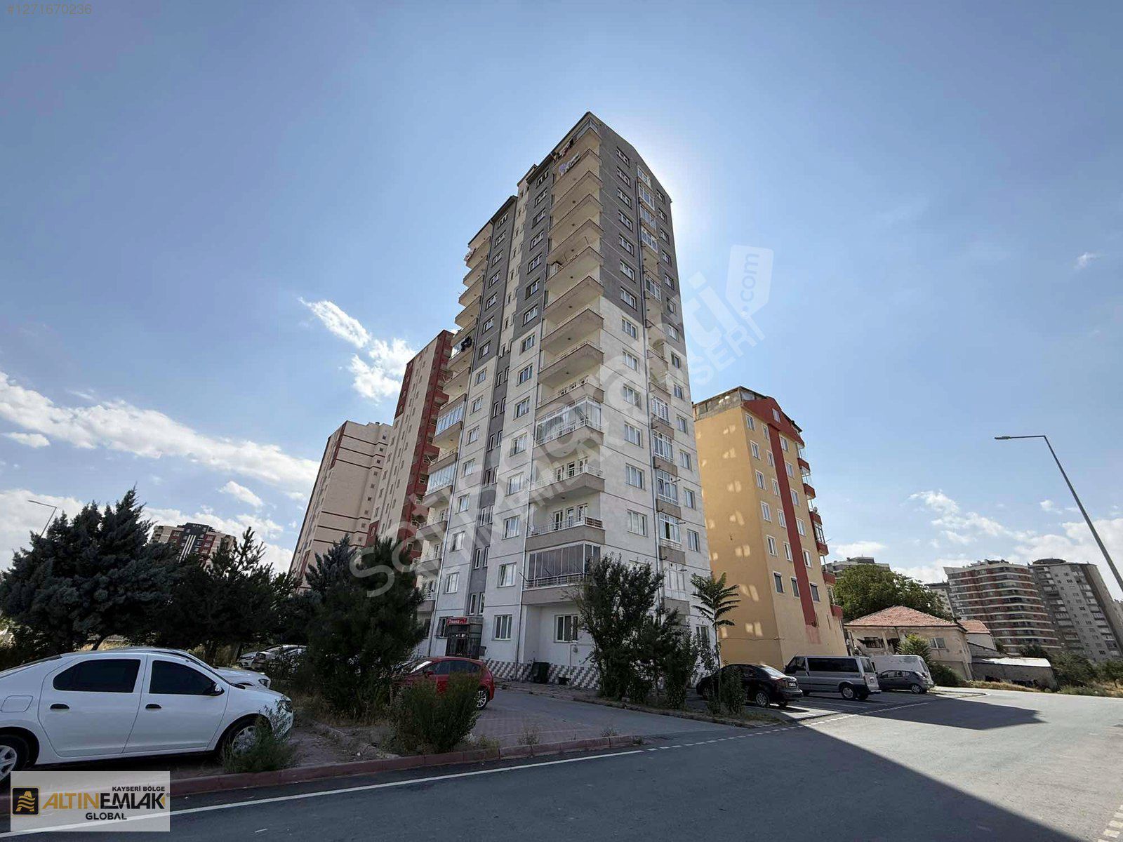 ALTIN EMLAK'TAN YILDIRIM BEYAZIT'TA SATILIK 3+1 DAİRE