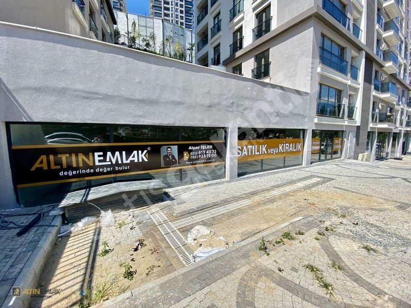Sarıgöl TOKİ Projesinde 19 Metre Cepheli 203 m² Kiralık Dükkan
