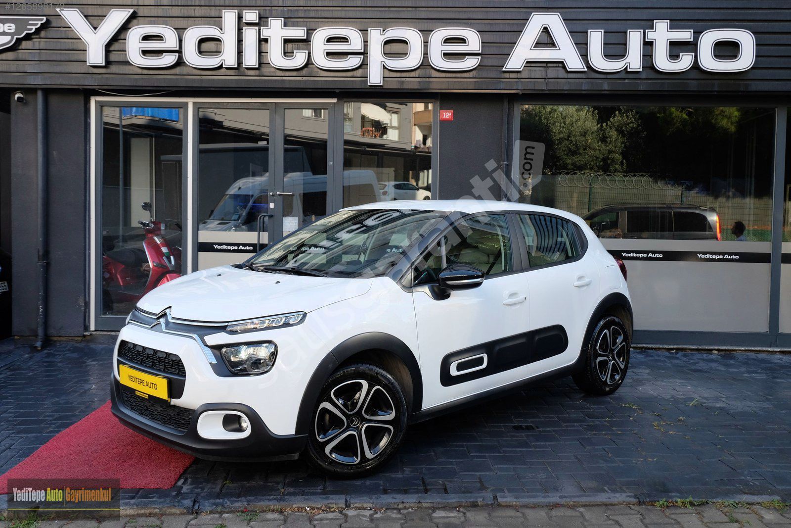 2023-HATASIZ BOYASIZ (30.000KM) C3 1.2 FEEL BOLD -ÇİZİKSİZ-