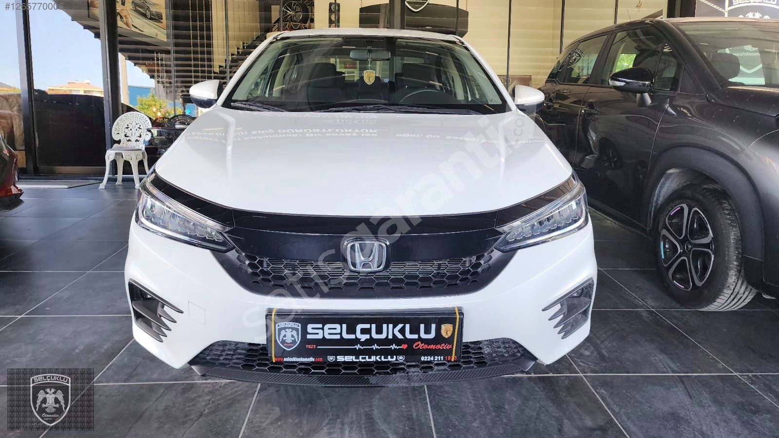 EKONOMİK; HEMDE TAM OTOMATİK HONDA CİTY