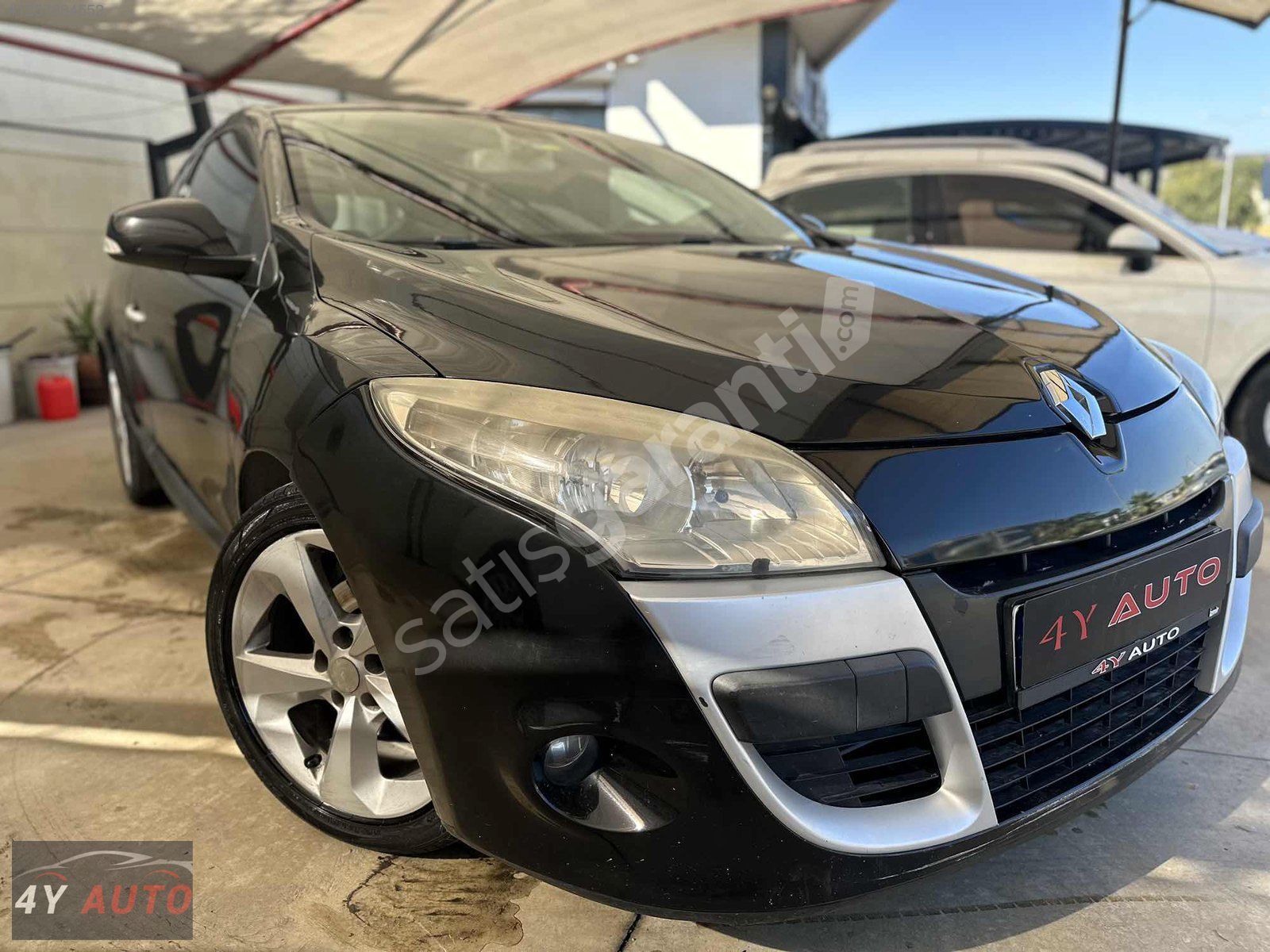 2010 RENAULT MEGANE COUPE/ 190 BİN KM