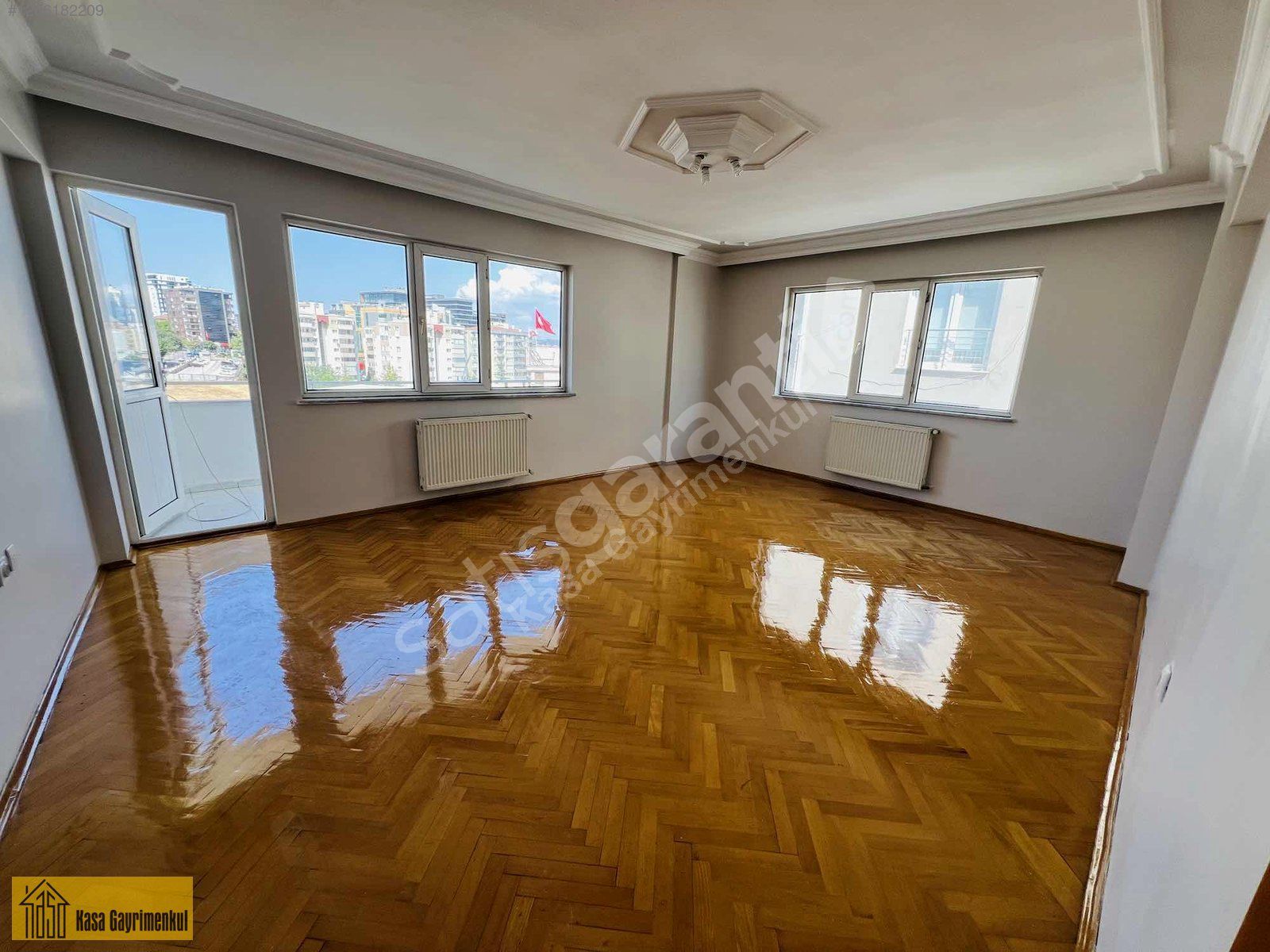 Kasa Gayrimenkul |Beşevler| İzmir Yolu Cepheli 120m² 3+1 Kiralık