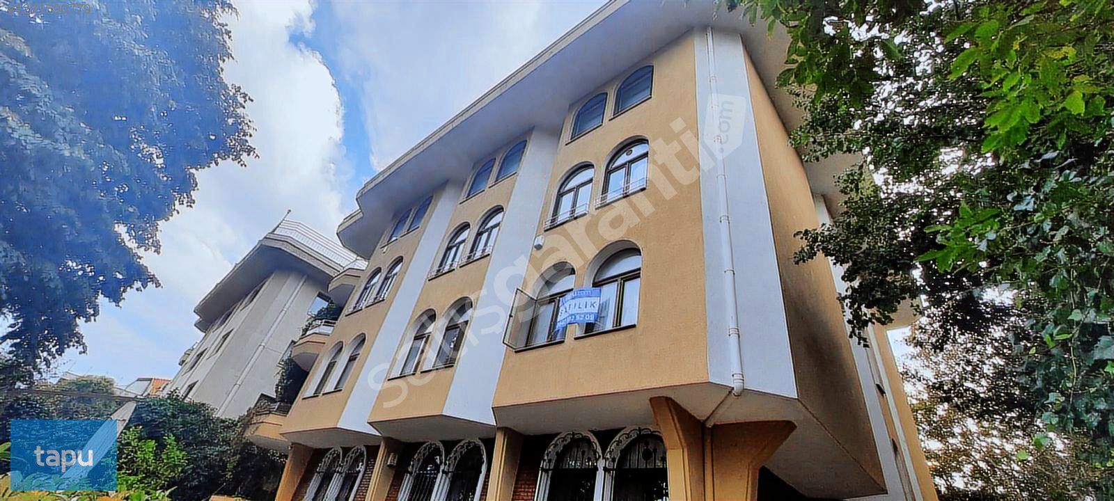 Yeniköy'de Site İçinde 4+1 Ferah Daire