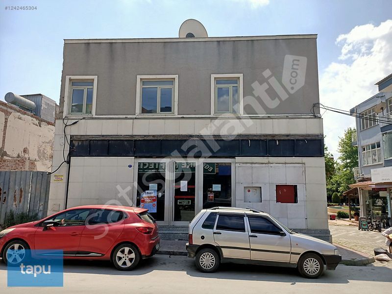 İzmir Torbalı İsmetpaşa Caddesi'nde 363 m2 İş Yeri