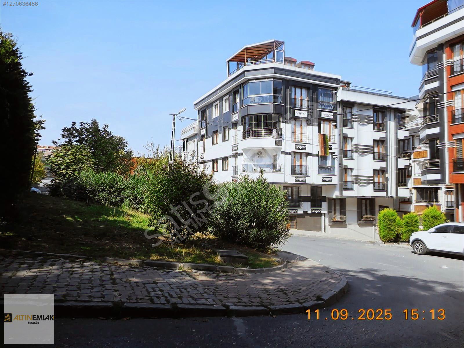 Sefaköy T.Bey Mh. Satılık Çatı Dubleks Daire 4+2,Önü Açık Ferah