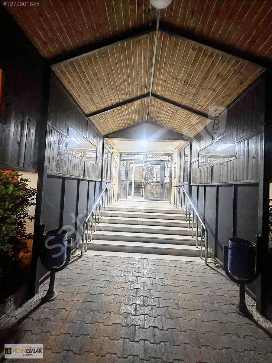 ALTIN EMLAKTAN TINAZTEPE MAH DE FULL YAPILI 135 m2 DAİRE