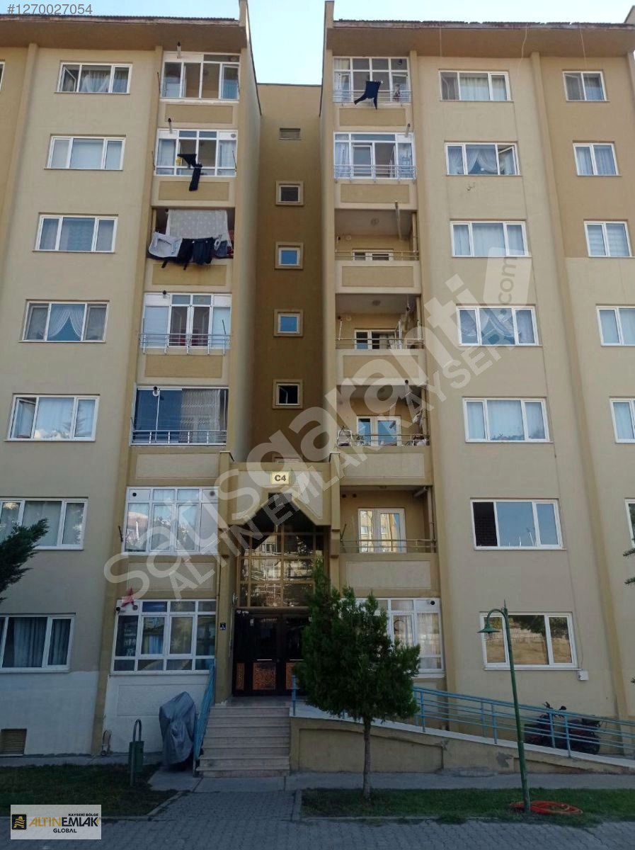 TOKİ Okullar Bölgesinde Muhteşem Konumlu 3+1 Satılık