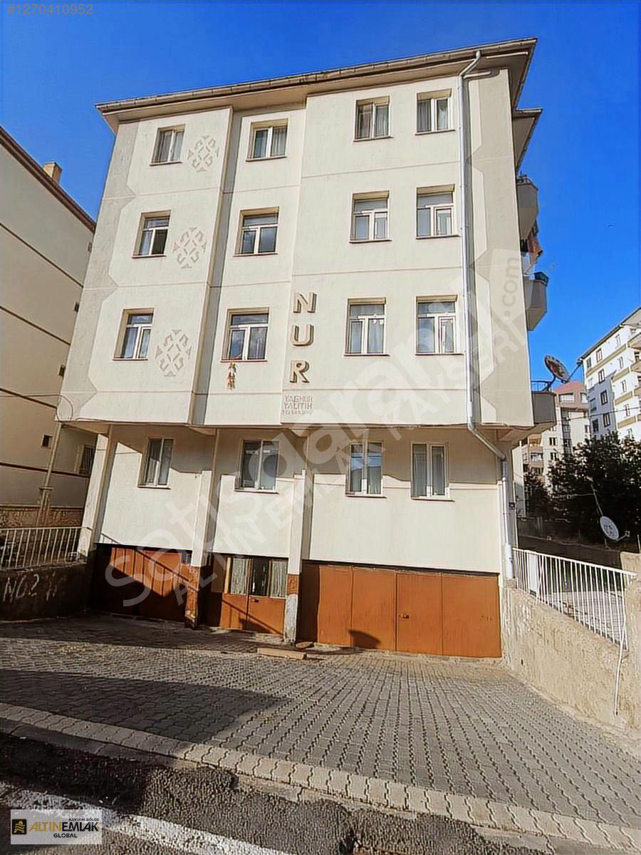 Keykubat'ta Geniş 3+1 Kiralık Daire