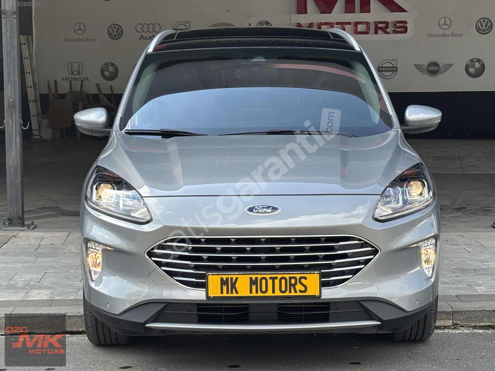 DZCMK MOTORS'DAN 2023 MODEL FORD KUGA
