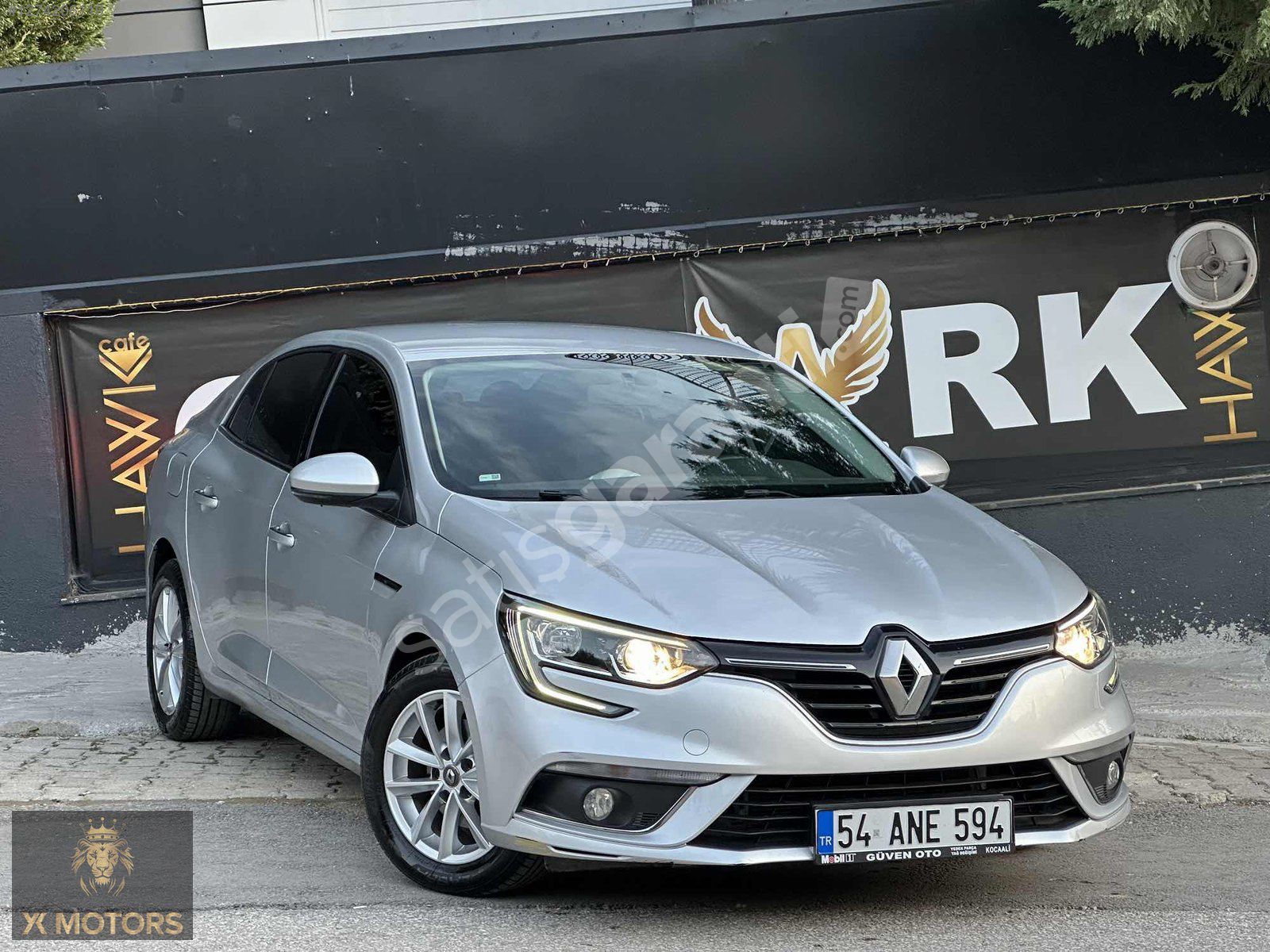 Y.K MOTORS'DAN 2019 MODEL 99.000 KM 1.5 DCİ TOUCH OTOMATİK