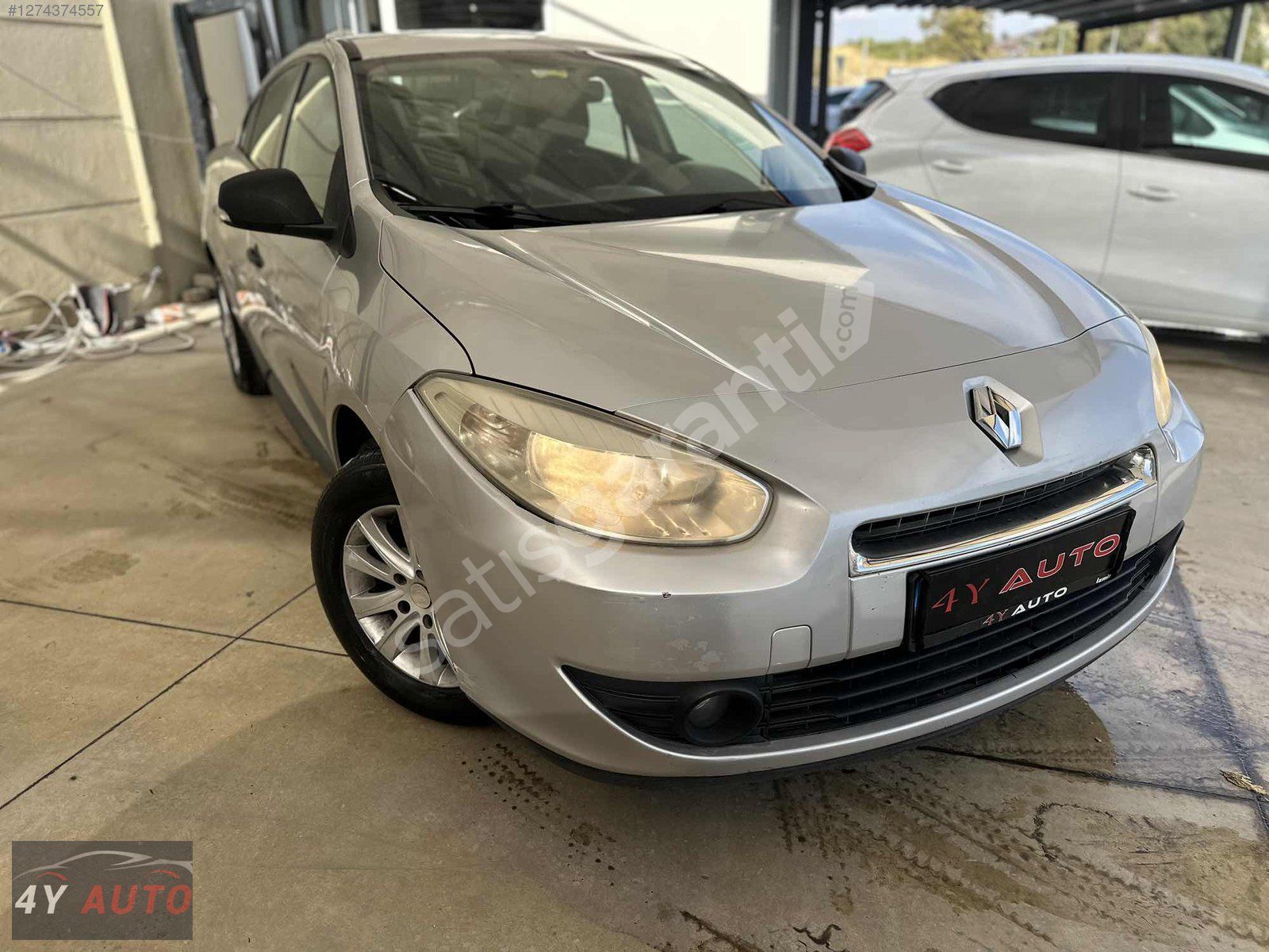 2010 MODEL FLUNCE/HATASIZ AYARINDA/2.SAHİBİNDEN/1.5 PARÇA BOYA