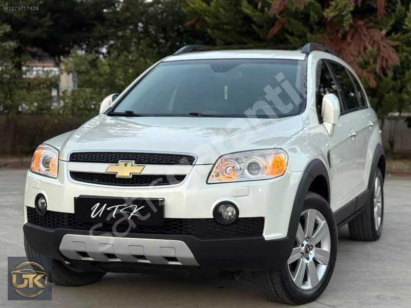 UTK MOTORS | 2011 HATASIZ 7 KİŞİLİK BEYAZ İÇ BEJ 235 BİN KM