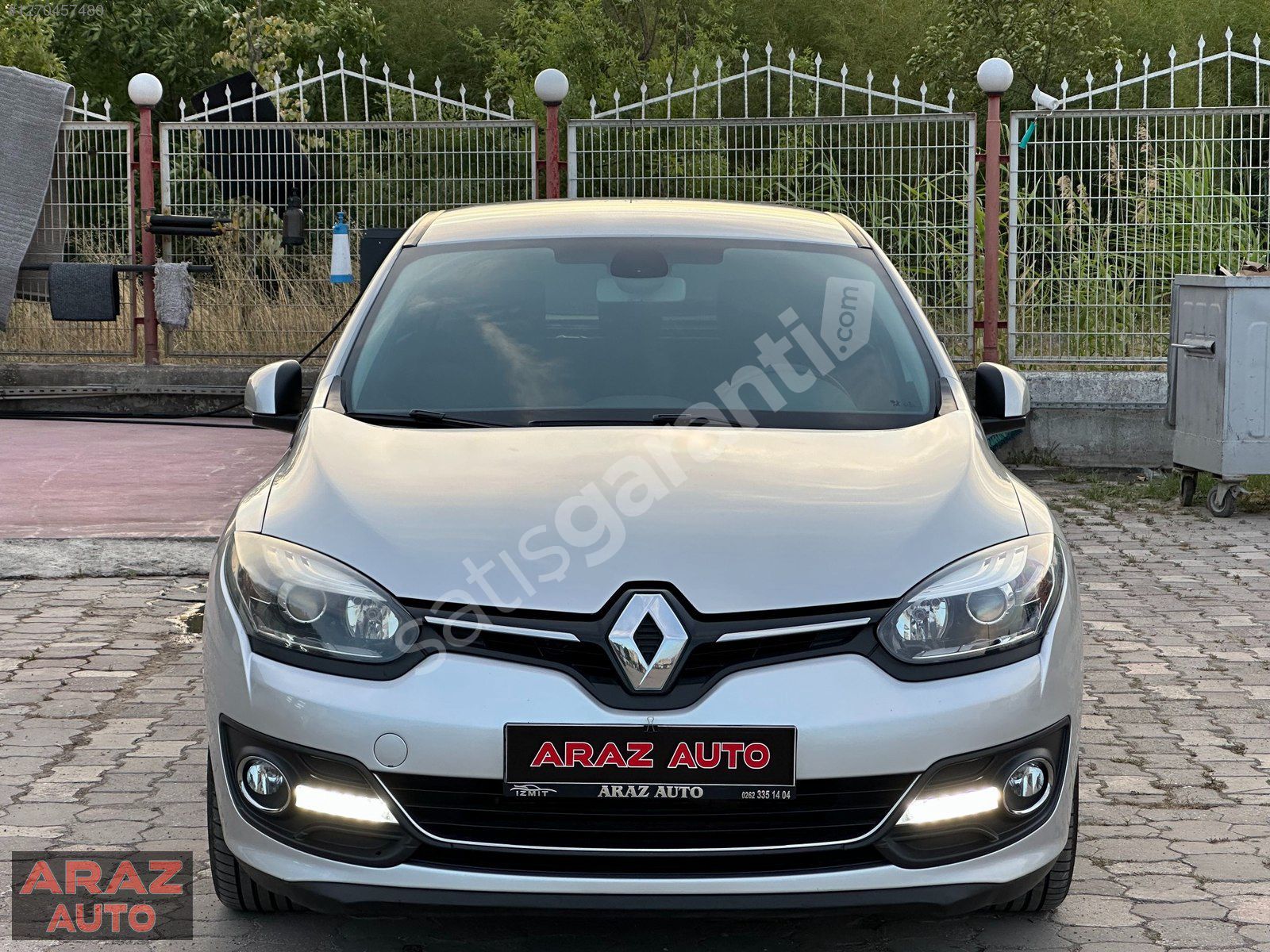 2015 MEGANE HB 1.5DCİ TOUCH PLUS OTOMATİK BAKIMLI AİLE ARACI