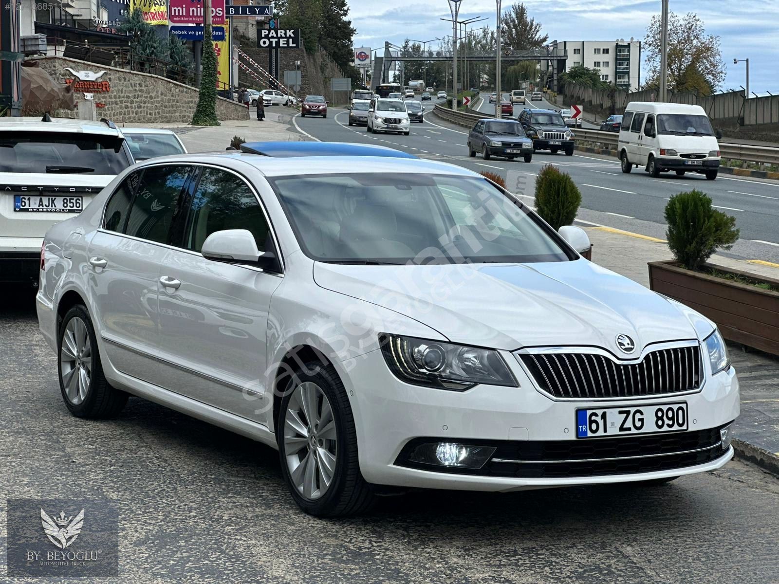 HATASIZ 137.000 KM DE SKODA SUPERB 1.6 TDI PRESTIGE