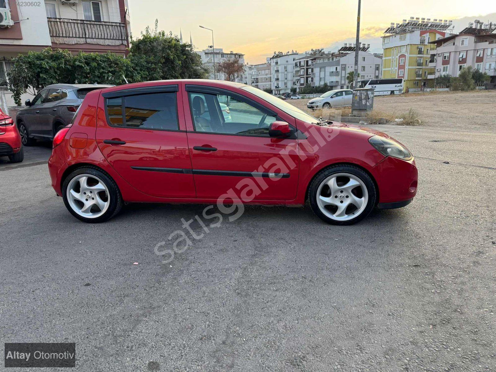 2010 RENAULT CLİO 1.5 dCi EXPRESSİON BAKIMLI