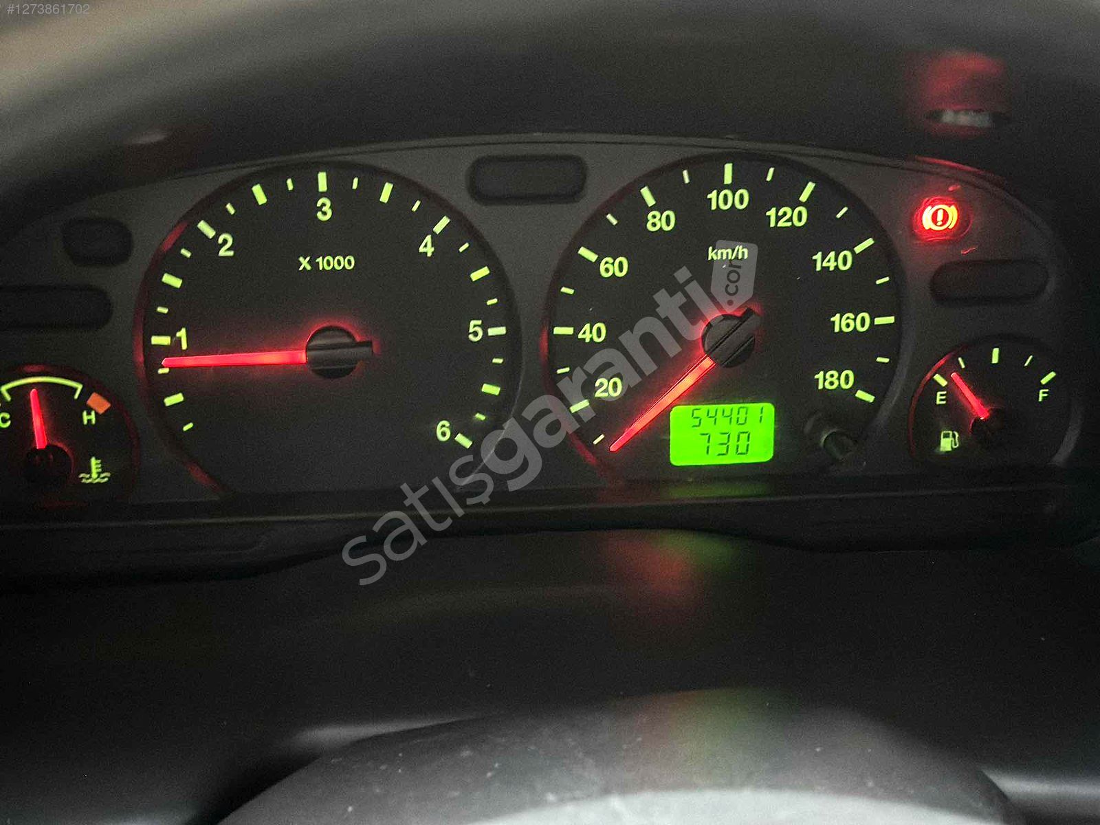 TR TEK 54.000KM 350L PANELVANFORD YÜKSEK TAVAN ÇİFTKLİMA KAZASIZ