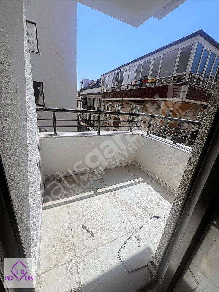 Avcılar Cihangir mh 2+1 2 kar sıfır daire asansörlü otoparklı