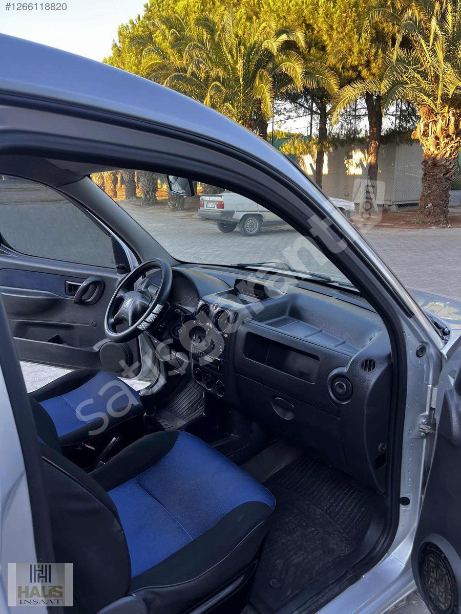 HALİS OTOMOTİV DEN SATILIK DEĞİŞENSİZ KLİMALI PEUGEOT PARTNER