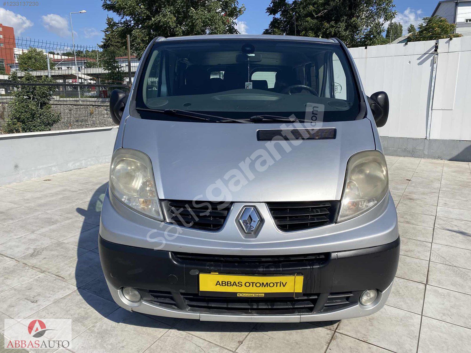 2011 RENAULT TRAFİC GRAND CONFORT 5+1 KOLTUKLU KLİMALI BAKIMLI