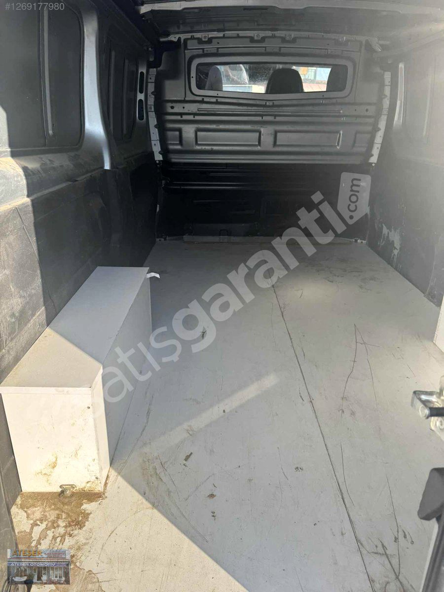 ATEŞER OTOMOTİV'DEN 2023 MODEL RENAULT TRAFİC 2.0 DCİ GRAND