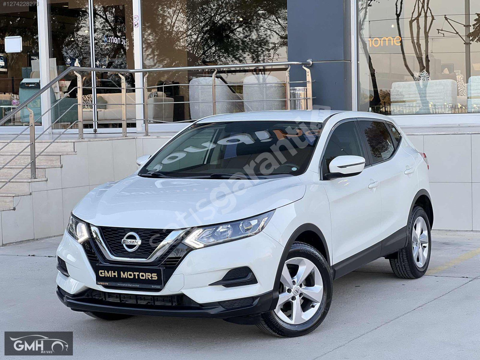 TR'de TEK SADECE 14 BİN KM BOYASIZ DİZEL OTOMATİK 2019 QASHQAİ