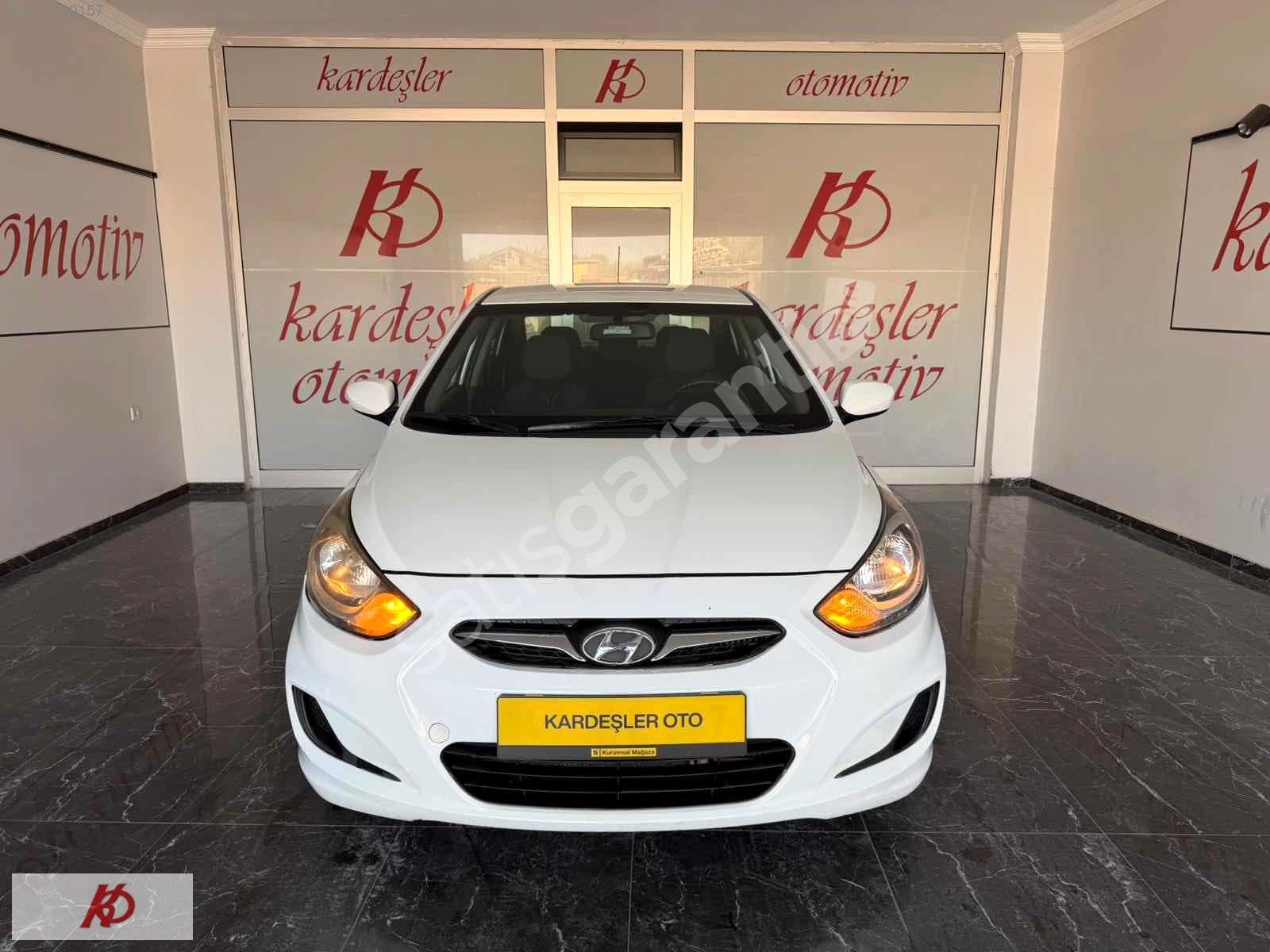 2014 Accent Blue 1.6 CRDI Biz Otomatik 128 hp