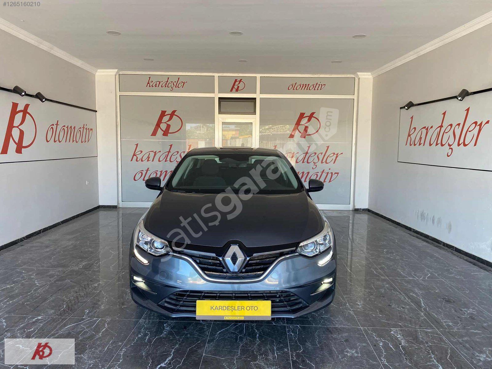 2024 Megane Sedan 1.3 TCe Touch EDC 140 hp