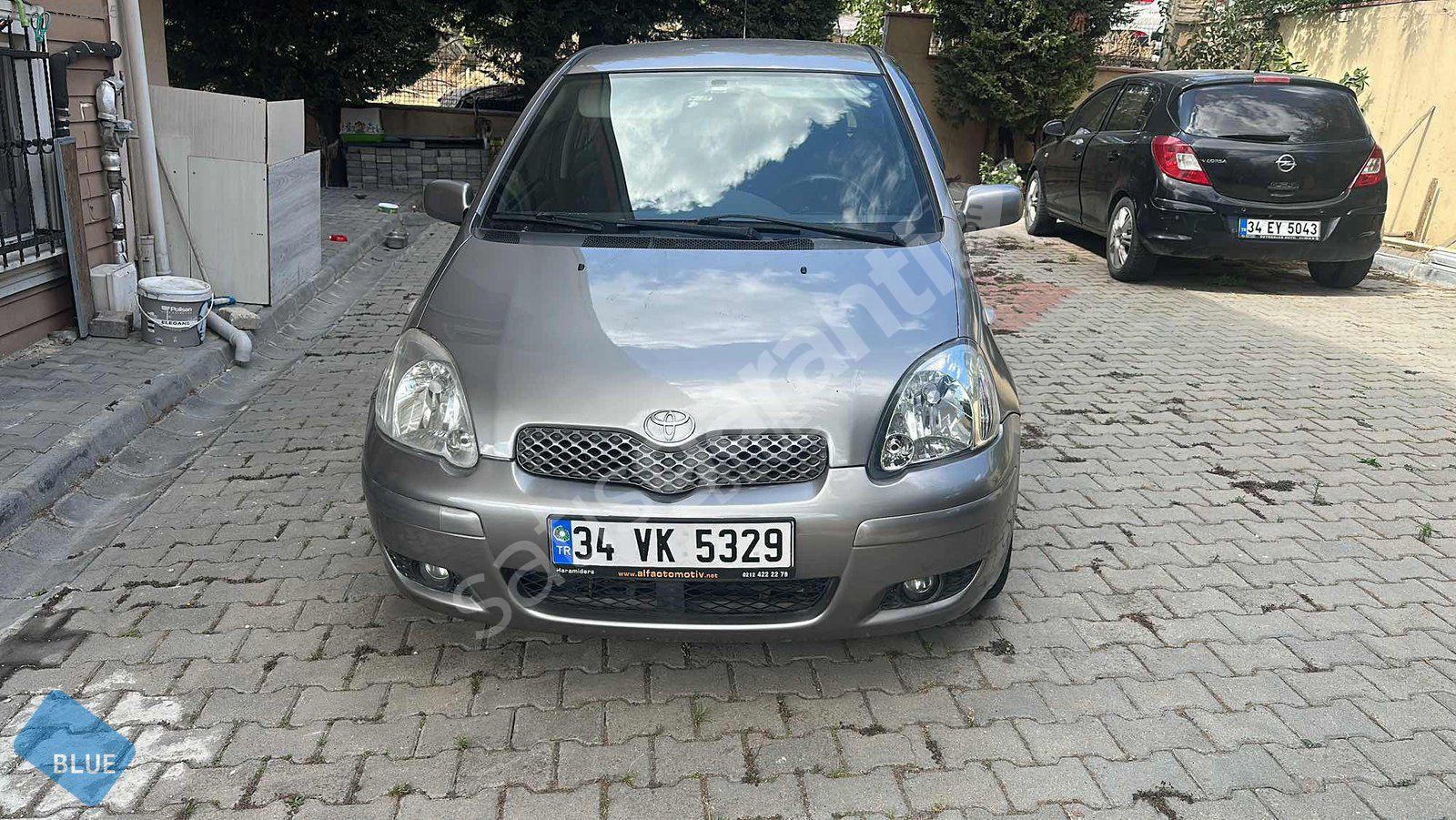 BLUE'DAN 2005 TOYOTA YARİS 1.3 SOL OTOMATİK VİTES