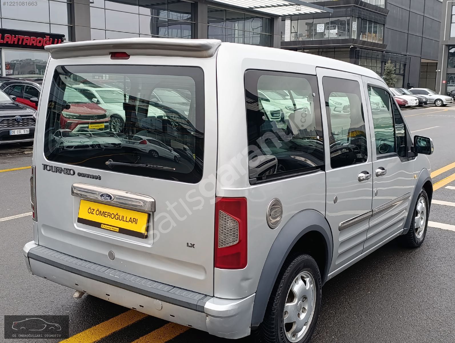 2013 Model Ford Tourneo Connect1.8 TDCi GLX 200Bin Km 90Hp