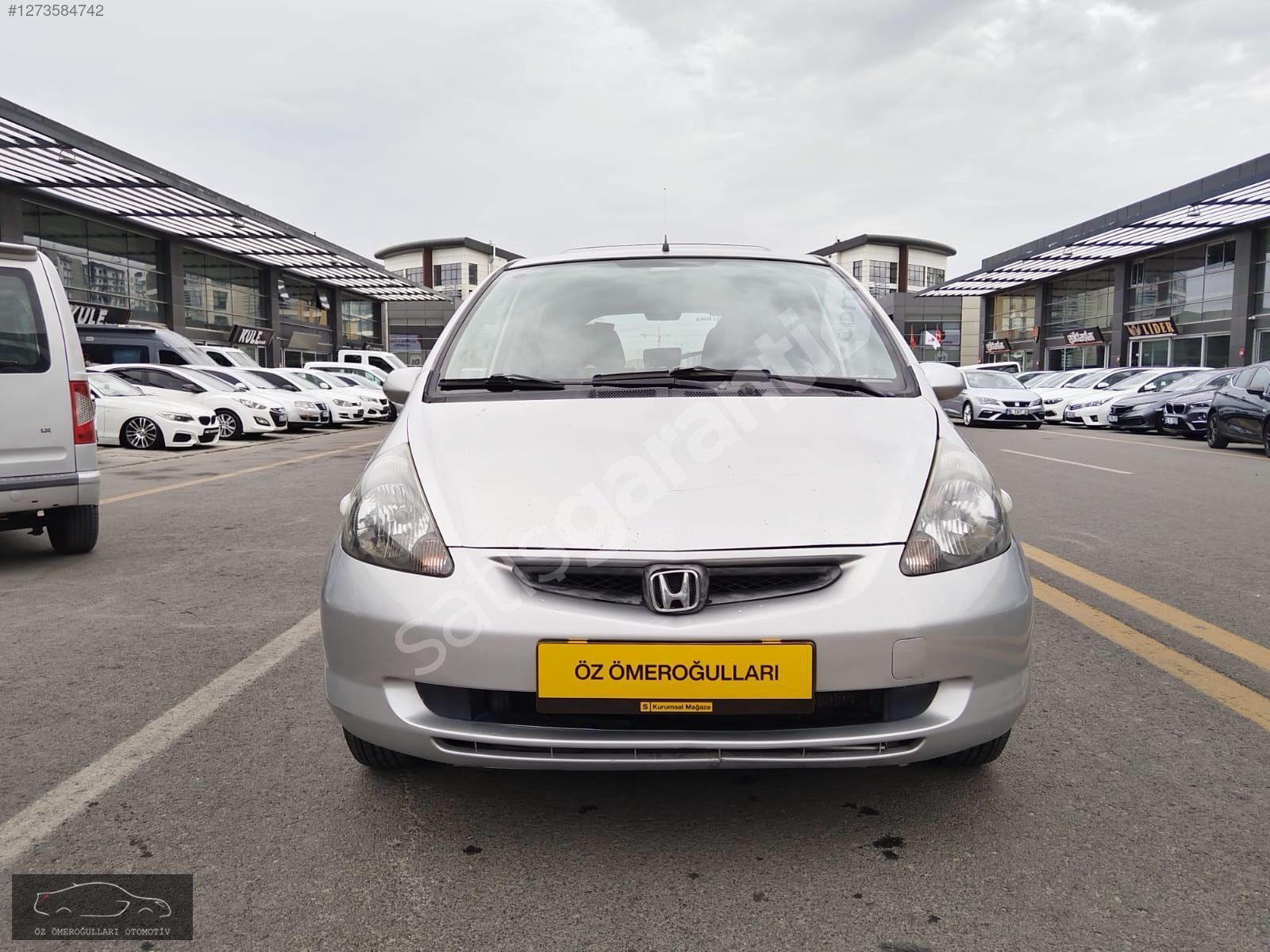 HONDA JAZZ 2002 MODEL
