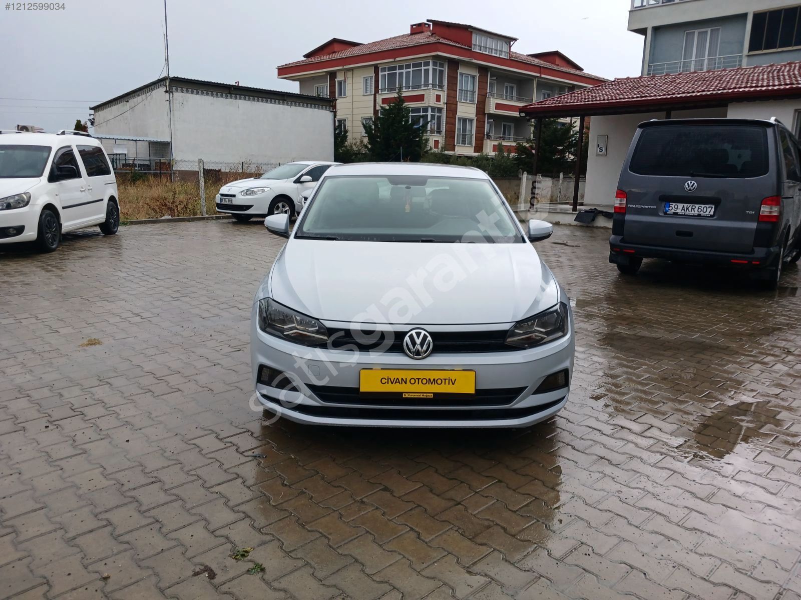 2017 WOLKSWAGEN POLO YENİ KASA HATASIZ BOYASIZ