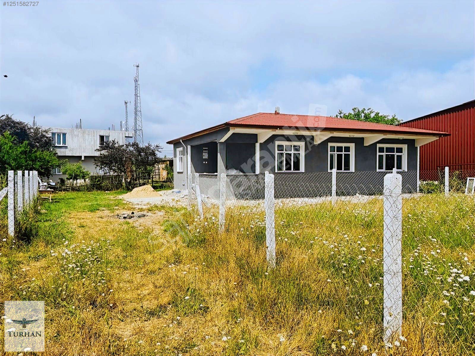SEFAALANI MAHALLE İÇİ SATLIK 347M2 UYGUN FİYATA ARSA