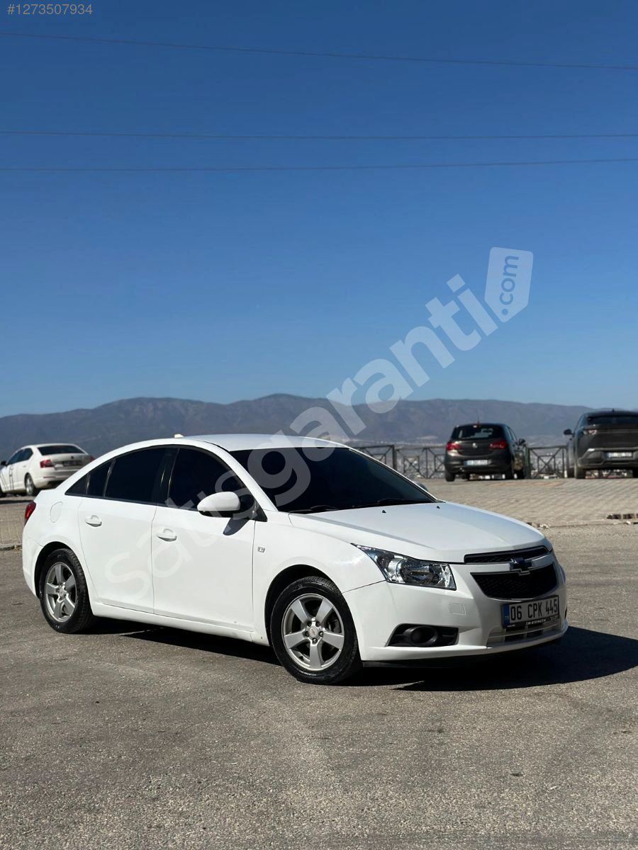 2012 MODEL TEMİZ CRUZE