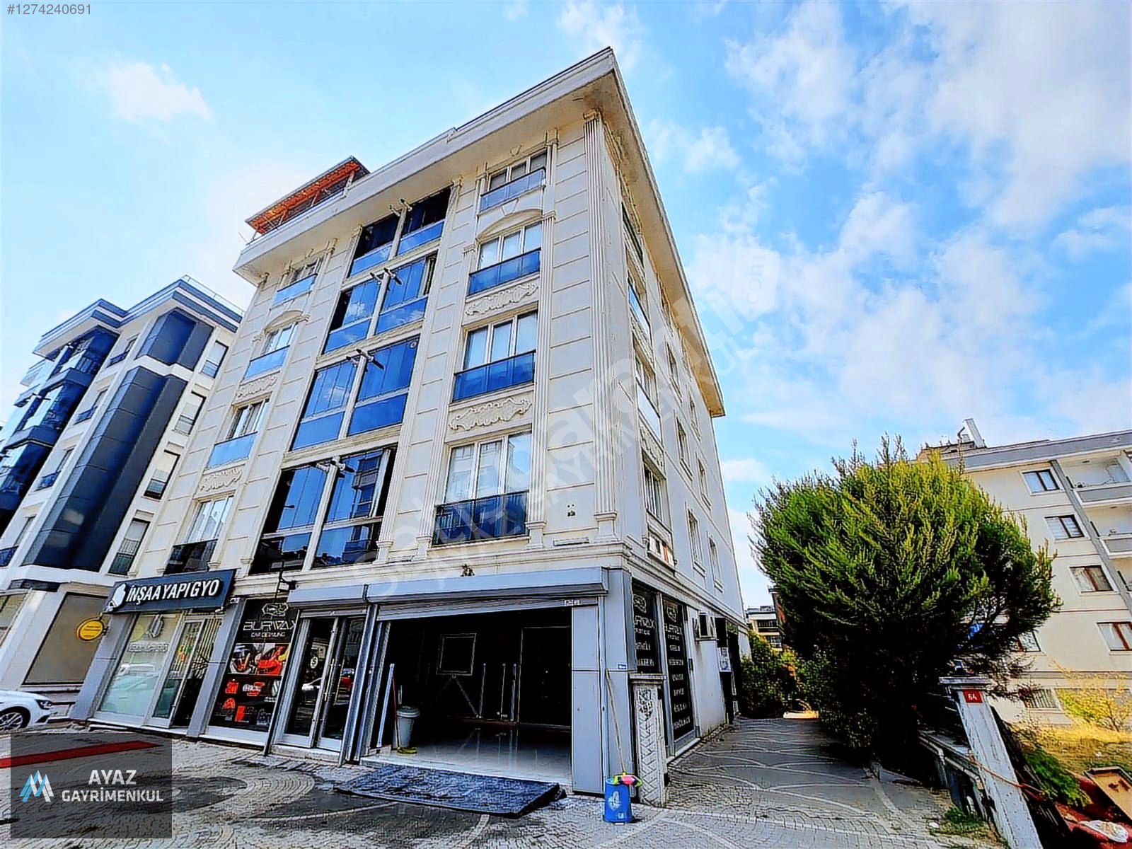 BEYLİKDÜZÜ KAVAKLI MAHALLESİNDE 2+1 ARAKAT SATILIK DAİRE
