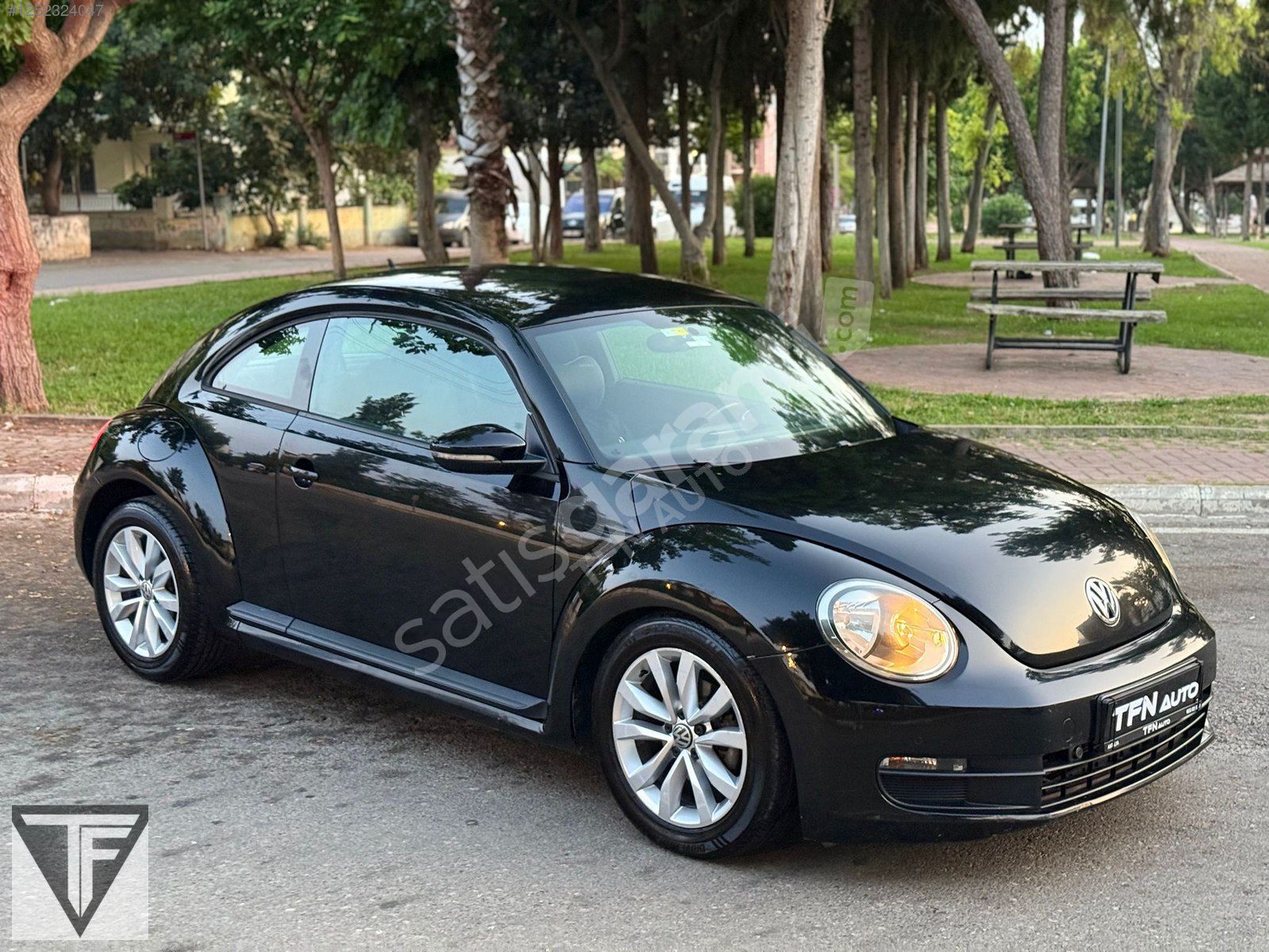 2013 ÇIKIŞLI DEĞİŞENSİZ VW BEETLE 1.2TSİ DESİNG 200.000KM