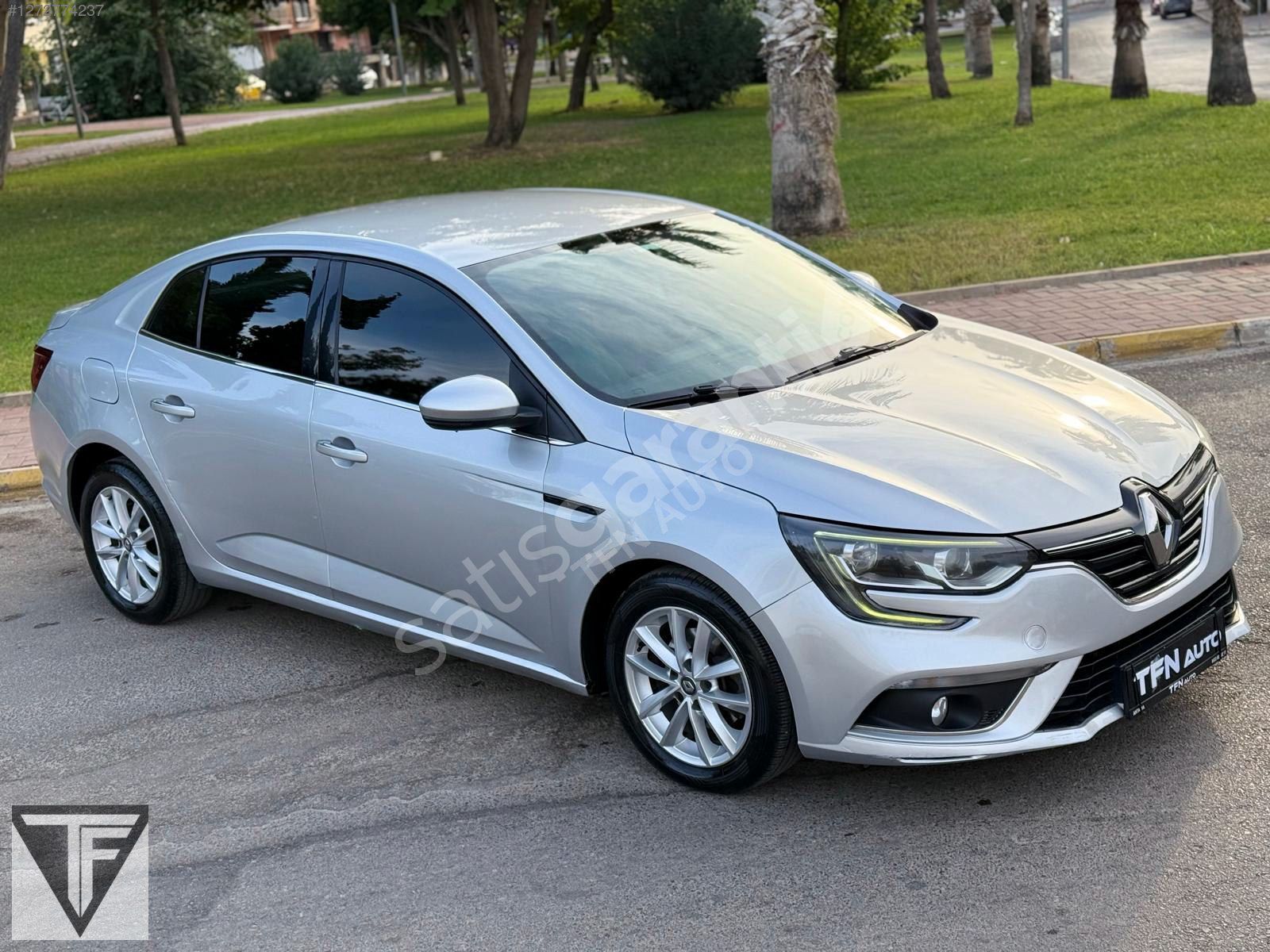 2017 2 PARCA LOKAL RENAULT MEGANE 1.5 dCİ TOUCH OTOMATİK