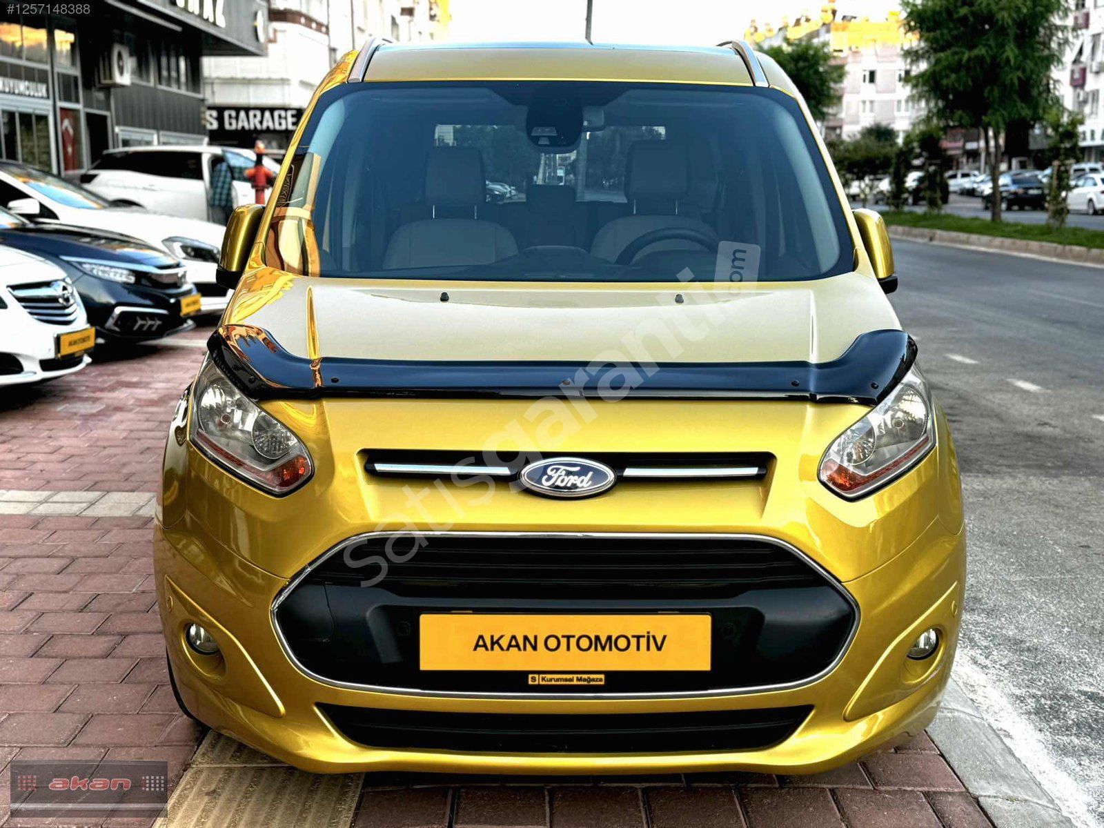 FORD CONNECT 1.6 TİTANİUM CAM TAVAN LANSMAN RENK