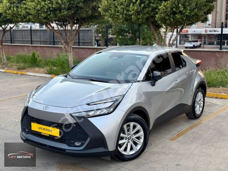 C-HR FLAME 1.8 HYBRID 140HP E-CVT / HATASIZ / BOYASIZ / ÇİZİKSİZ