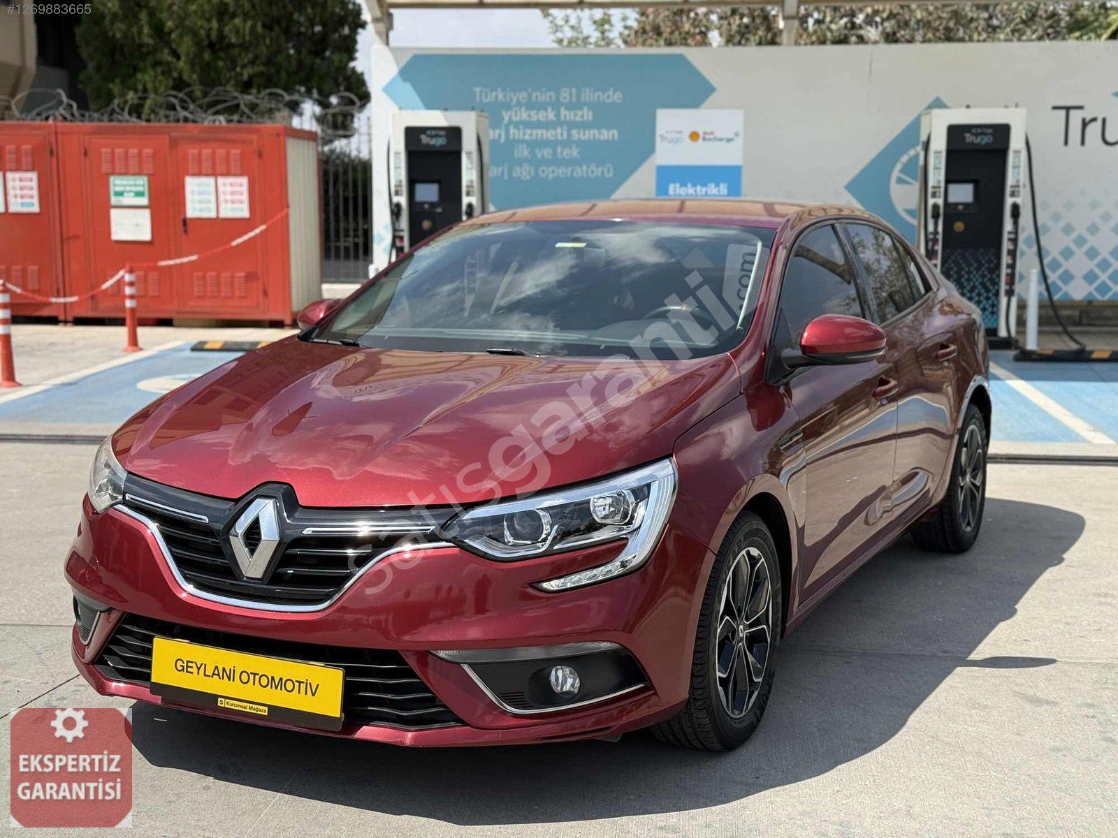 2017 MEGANE 1.6 BENZİN / 187.000KM / EXTRALI / KREDİ KARTI VE KR