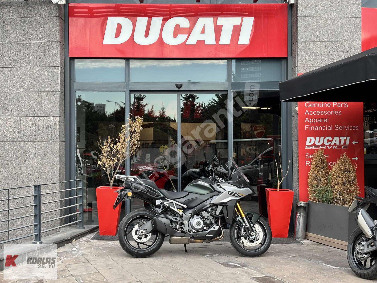 KORLAS ATAŞEHİRDEN SUZUKI GSX-S 1000 GX