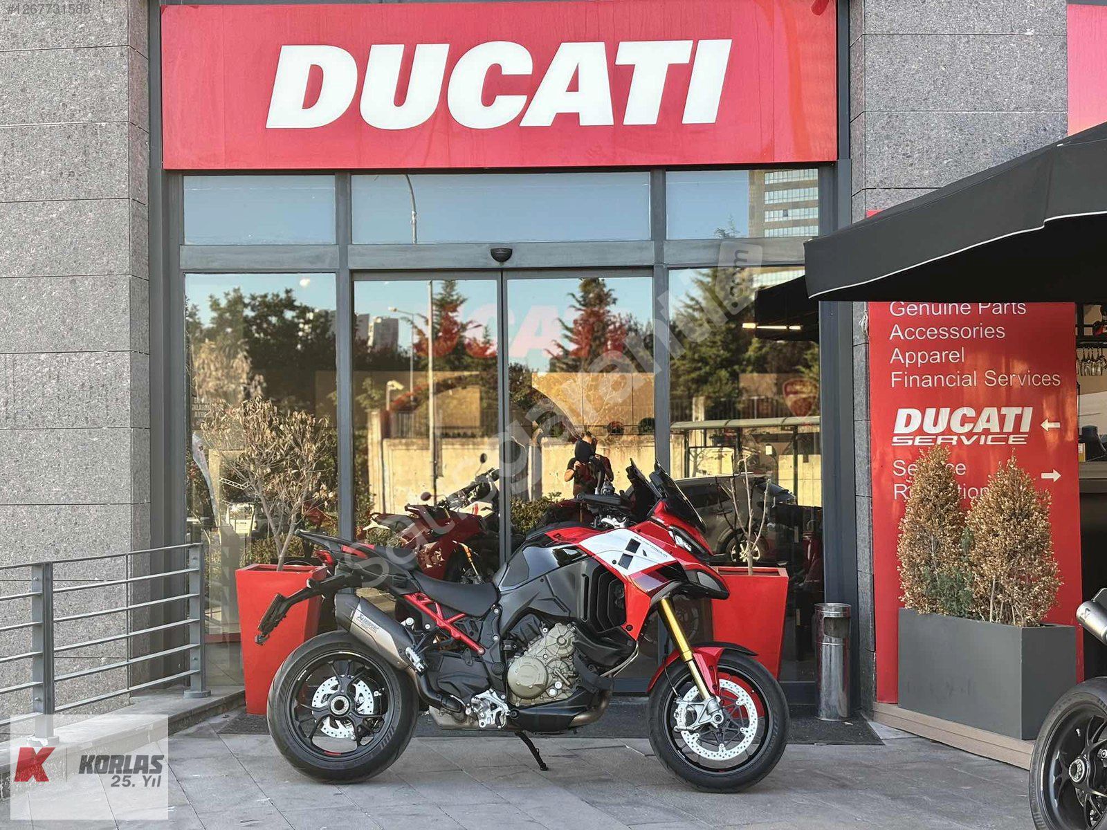 KORLAS ATAŞEHİRDEN MULTİSTRADA V4 PIKES PEAK