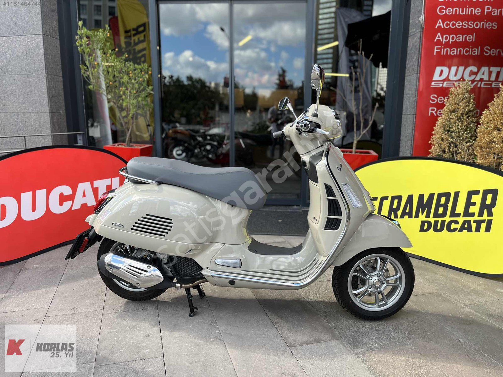 KORLAS ATAŞEHİDEN VESPA GTS 125 2024 MODEL