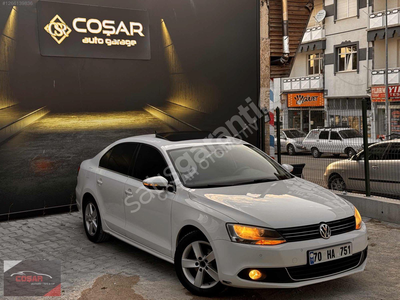 COŞAR'DAN 2011 HATASIZ BOYASIZ SUNROOFLU 116.500KM'DE JETTA