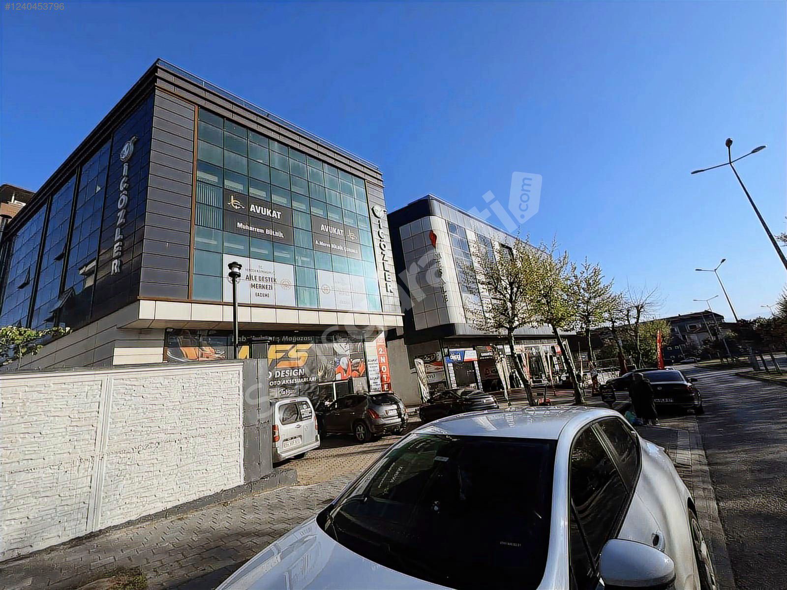 İÇÖZLER İŞ MERKEZİNDE KİRALIK OFİS VE BÜROLAR