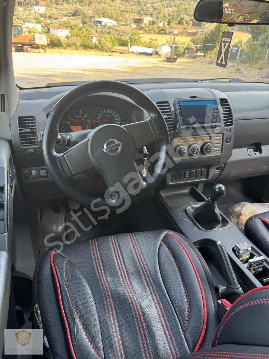 AUTOVERA'dan 2009 NISSAN NAVARA 2.5TDİ 4*2 SE