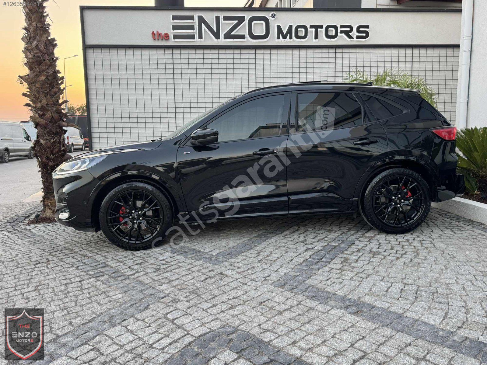 ENZO MOTORS 2023 KUGA STLİNE BLACK PACKAGE+TEKNOLOJİ+KONFOR